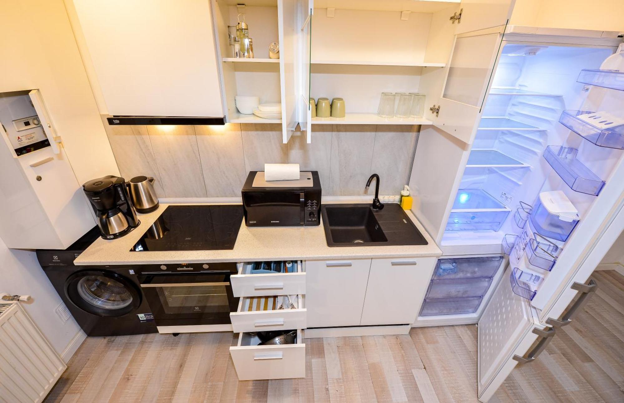 Ben Yehuda - Shabbat Friendly Apartments Bucareste Exterior foto